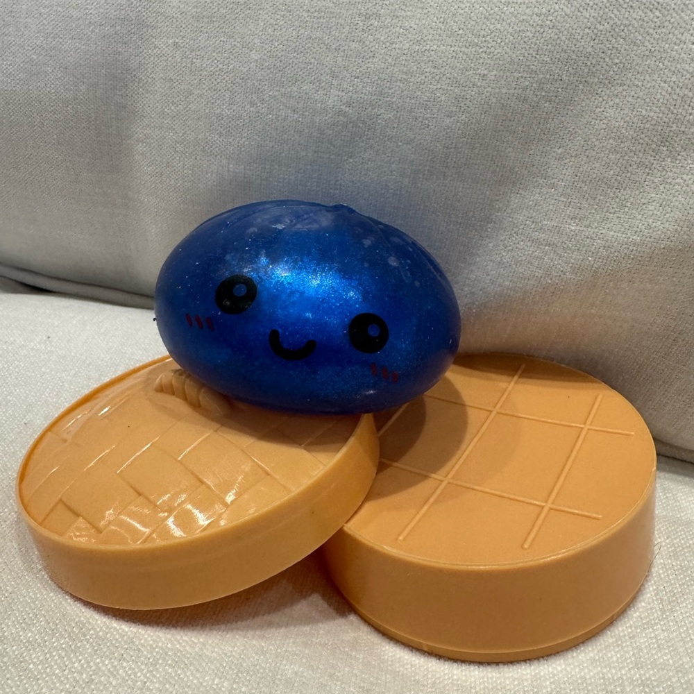 Viral Blue Glitter Dumpling Squishy